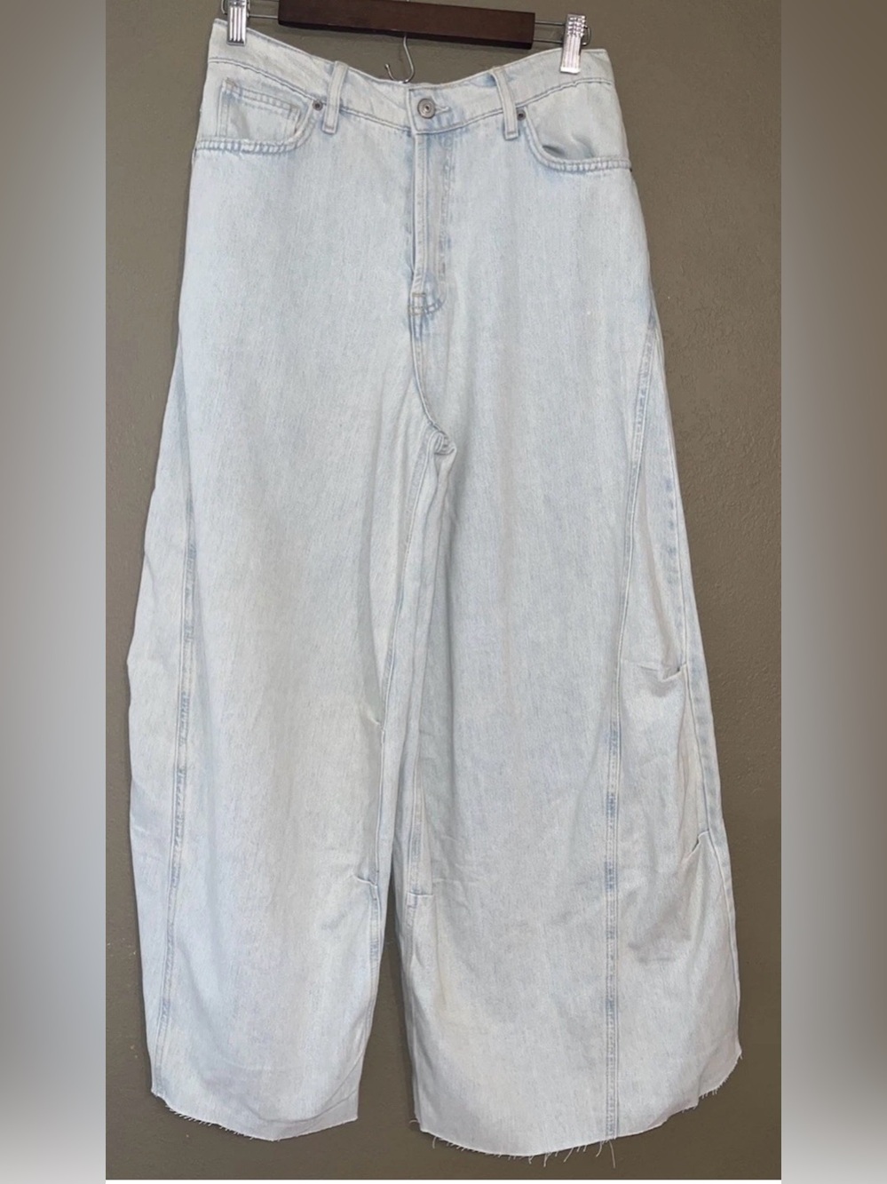 WE THE FREE Westward Baggy Denim Jeans Light Was Blue